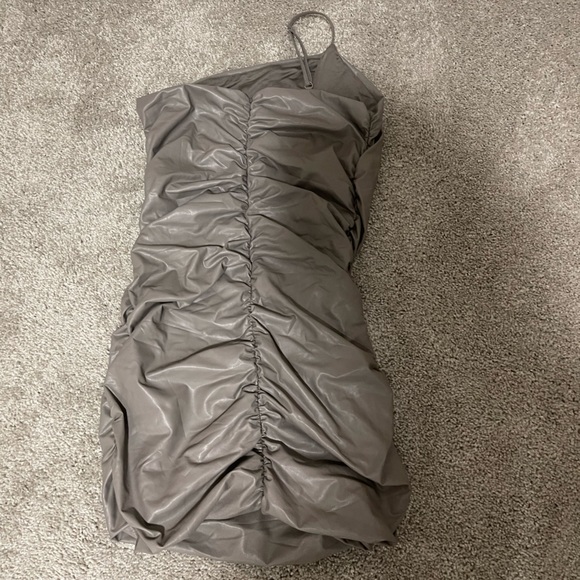 Forever 21 Ruched Leather Mini dress - Picture 3 of 5